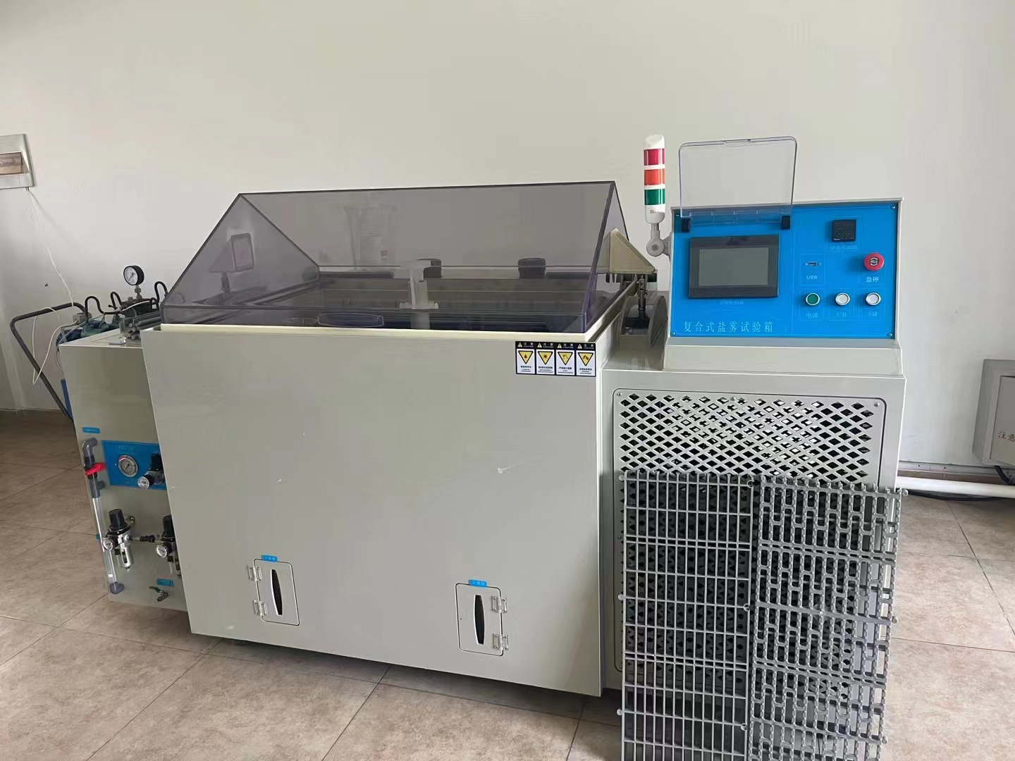 復(fù)合鹽霧試驗(yàn)箱示意圖